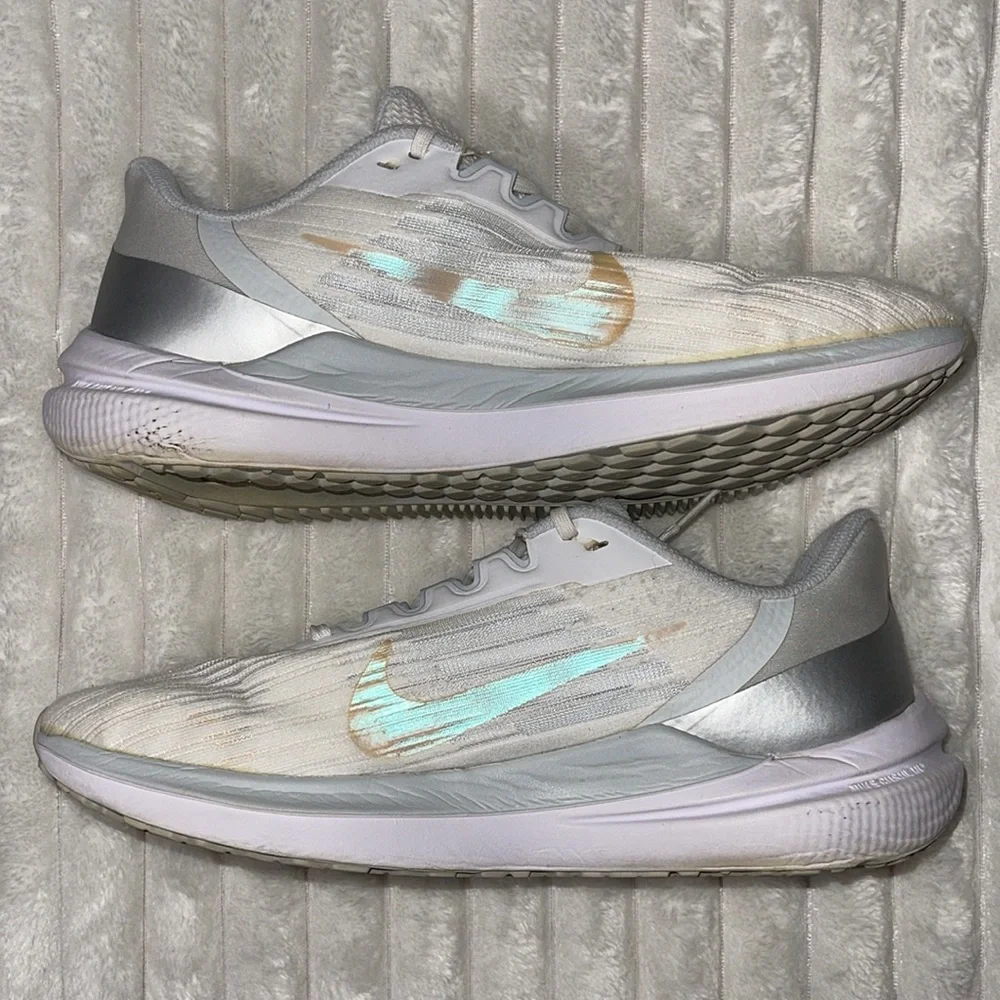 Nike Winflo 9 Running | Size 10 Women